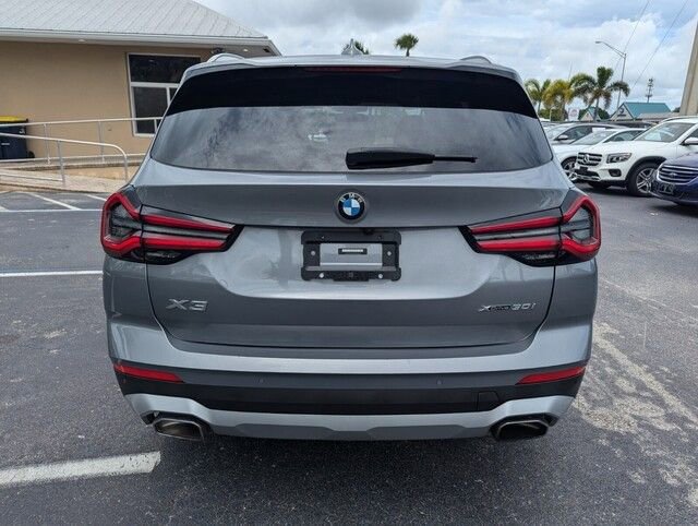 Used 2023 BMW X3 xDrive30i w/ Premium Package image 5