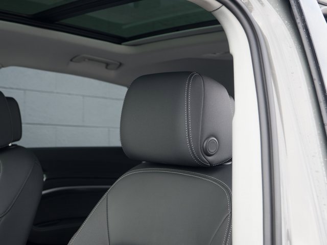 Certified 2024 Audi Q8 e-tron Premium Plus w/ Premium Plus Package image 18