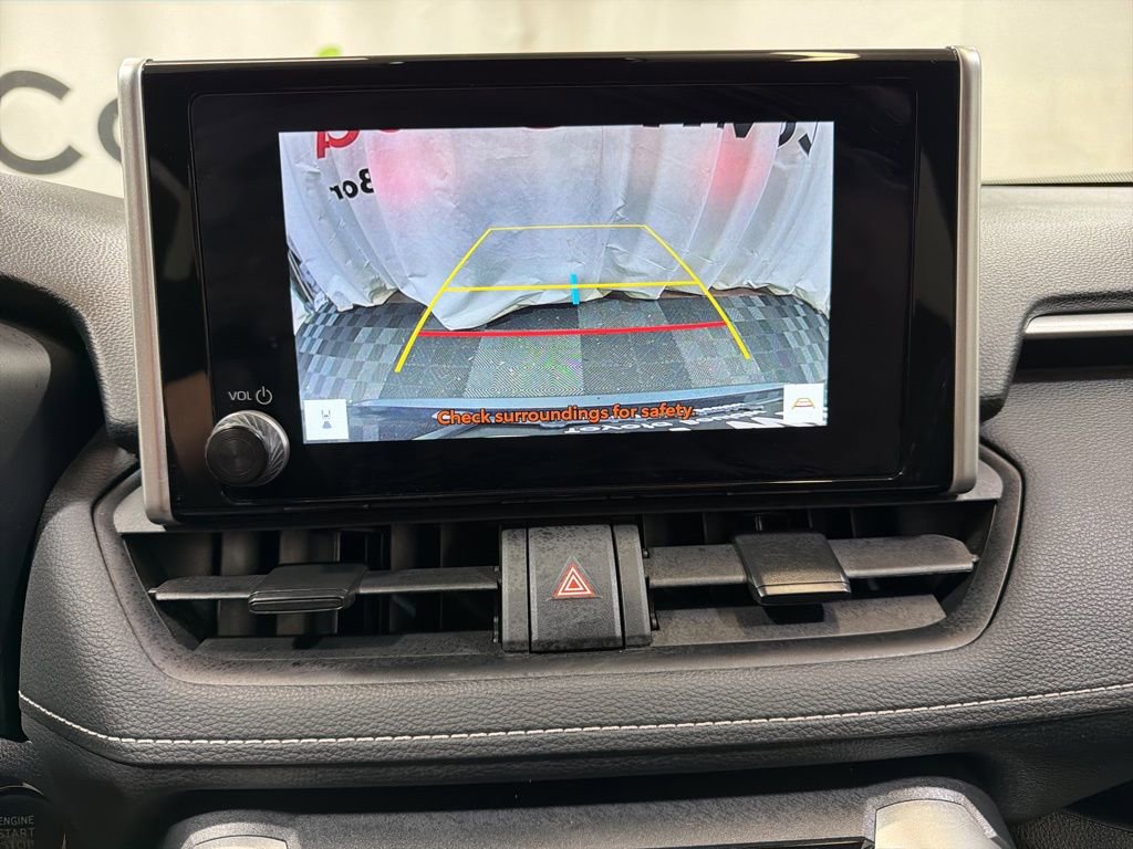 Used 2025 Toyota RAV4 XLE image 28