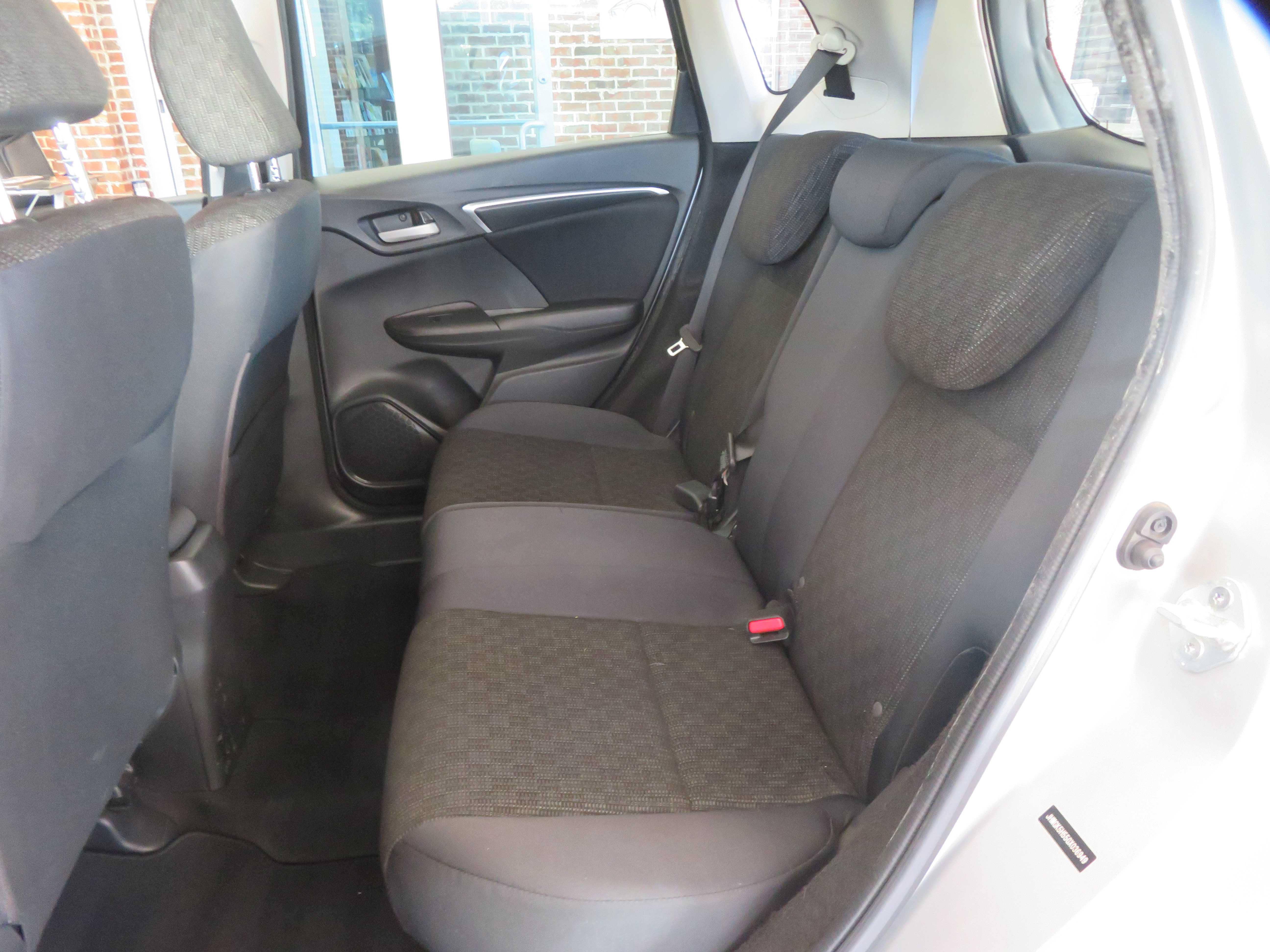 Used 2016 Honda Fit LX image 19
