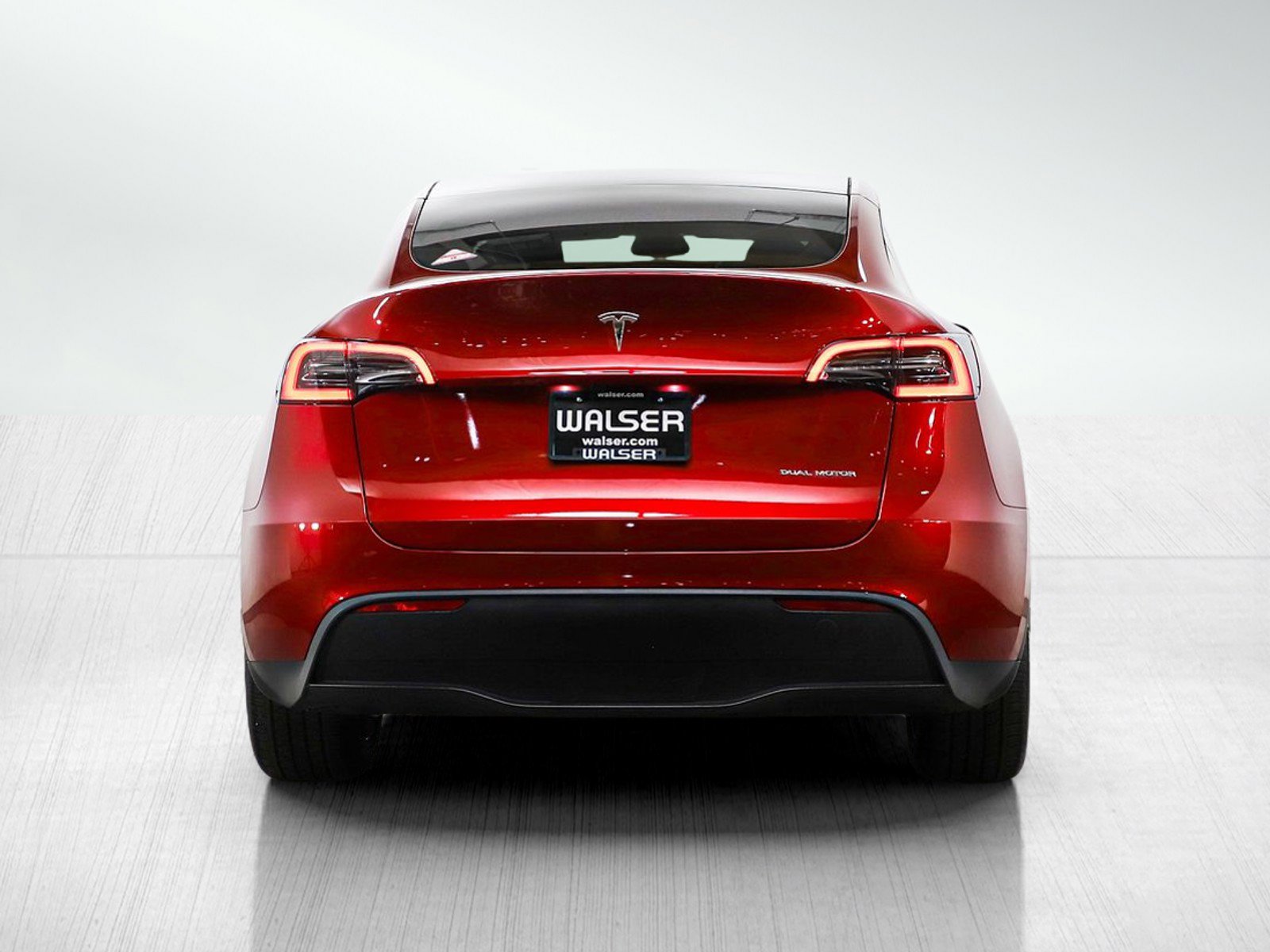 Used 2025 Tesla Model Y Long Range image 4