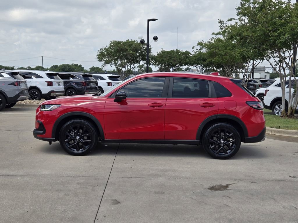 Used 2023 Honda HR-V Sport image 12