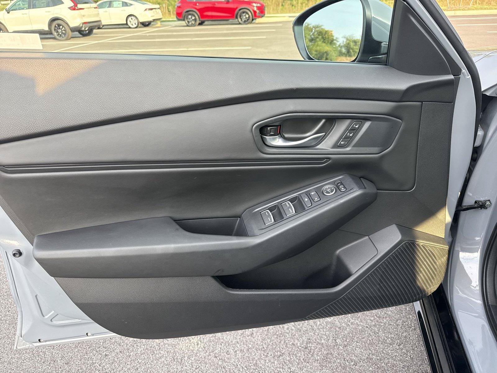 Used 2026 Honda Accord EX-L image 12