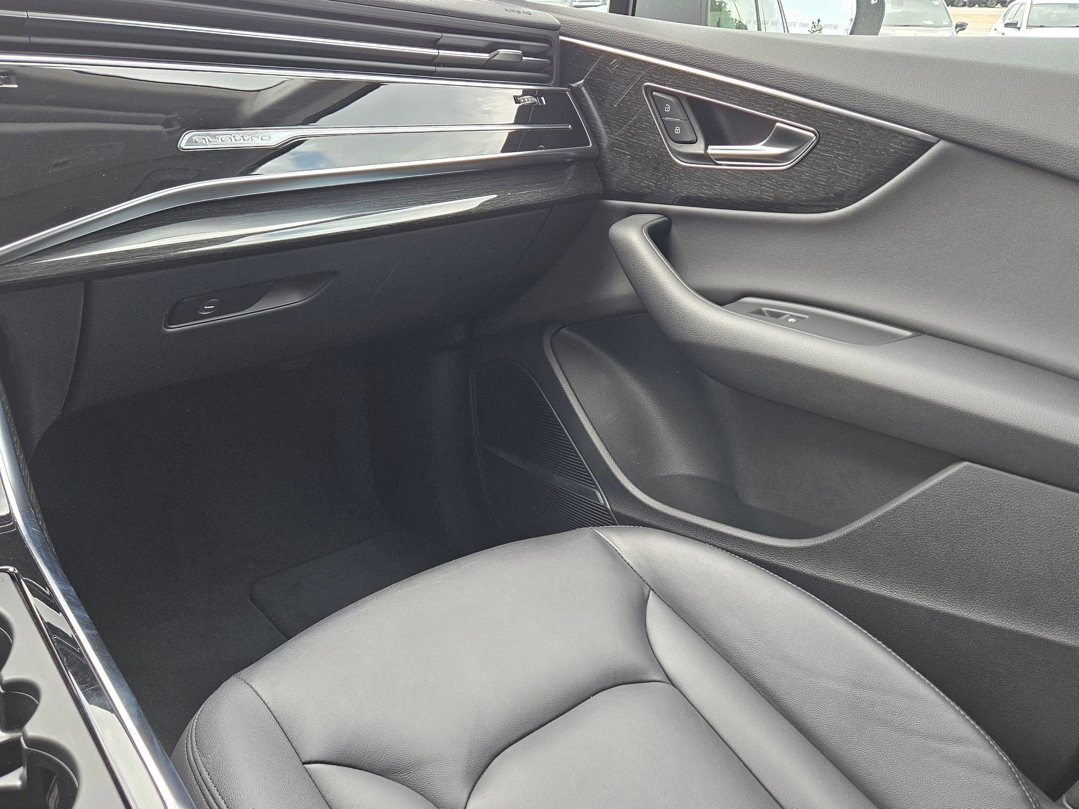 Used 2022 Audi Q7 Premium Plus image 11