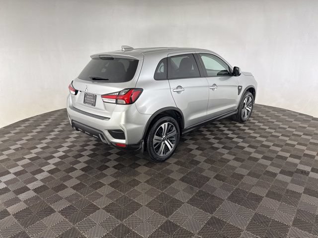 Used 2023 Mitsubishi Outlander Sport SE AWD/4WD image 5