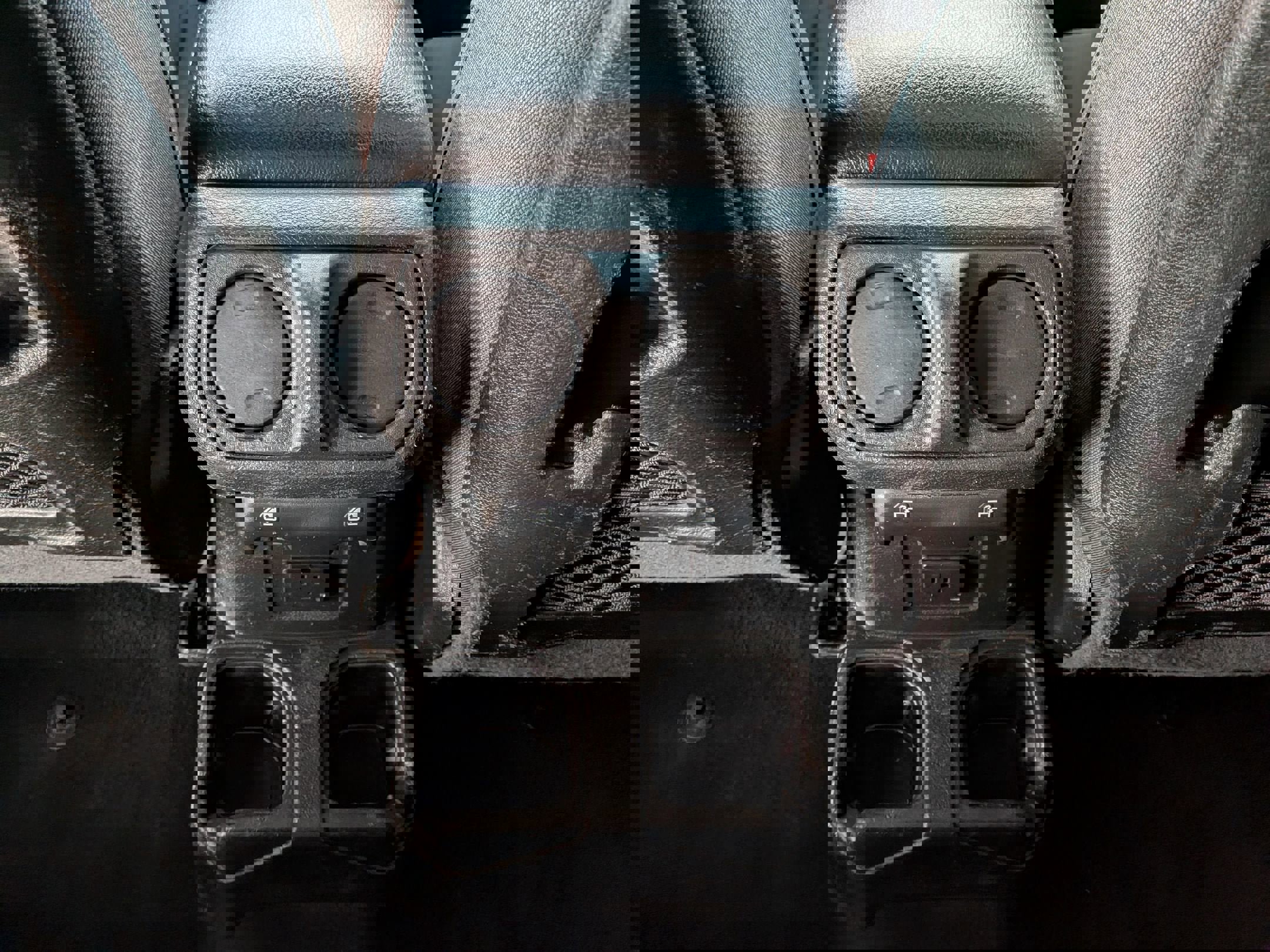 Used 2024 Jeep Wrangler Unlimited Rubicon image 26