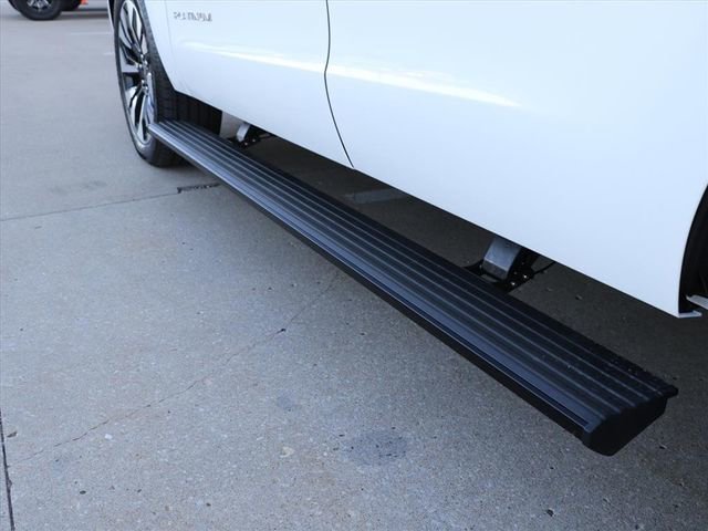 New 2025 Ford Expedition Platinum w/ Platinum Ultimate Package AWD/4WD image 8