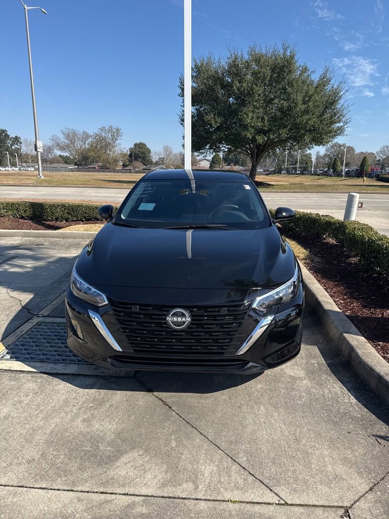 Used 2025 Nissan Sentra S image 3