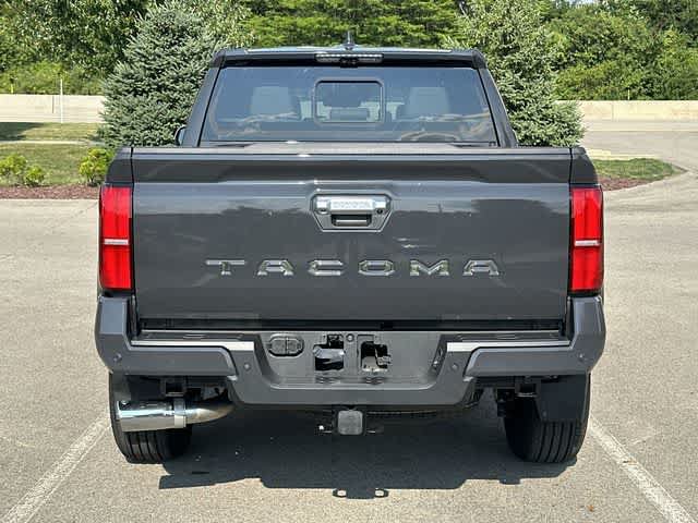 Used 2026 Toyota Tacoma Limited AWD/4WD image 4