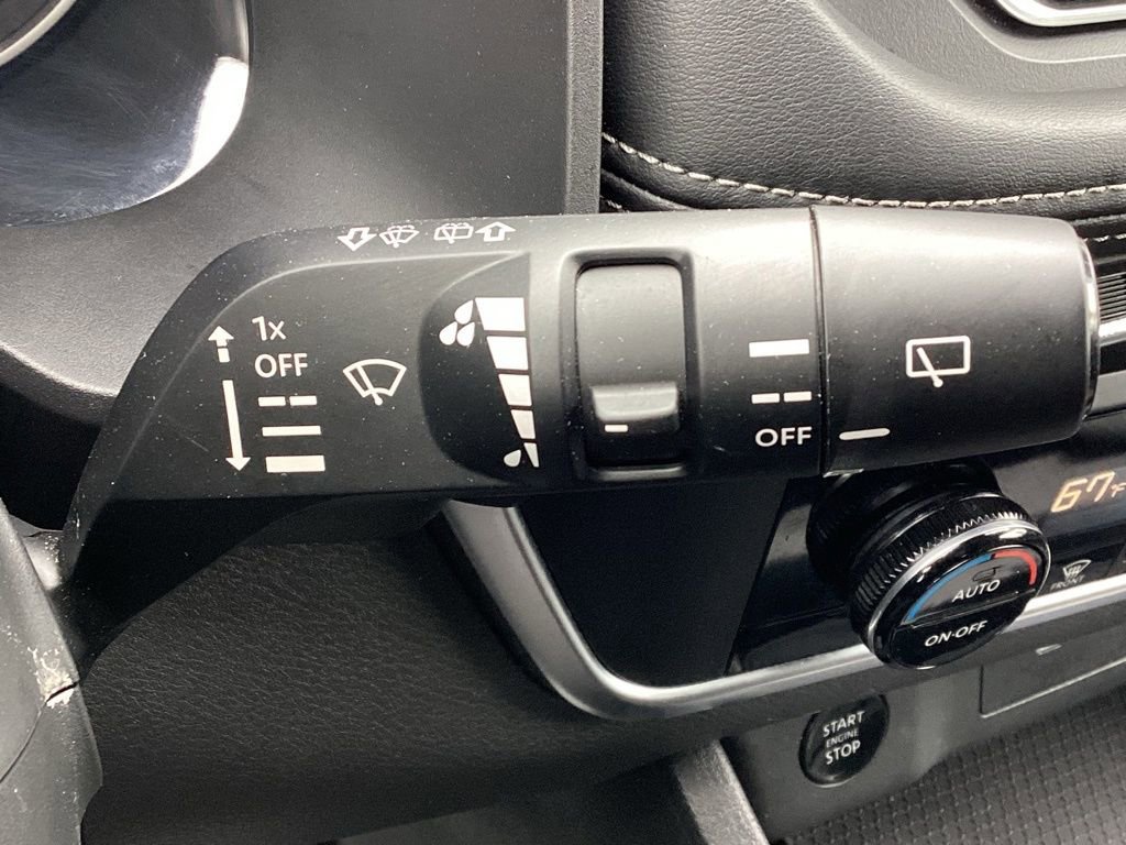 Used 2025 Nissan Rogue SV image 26