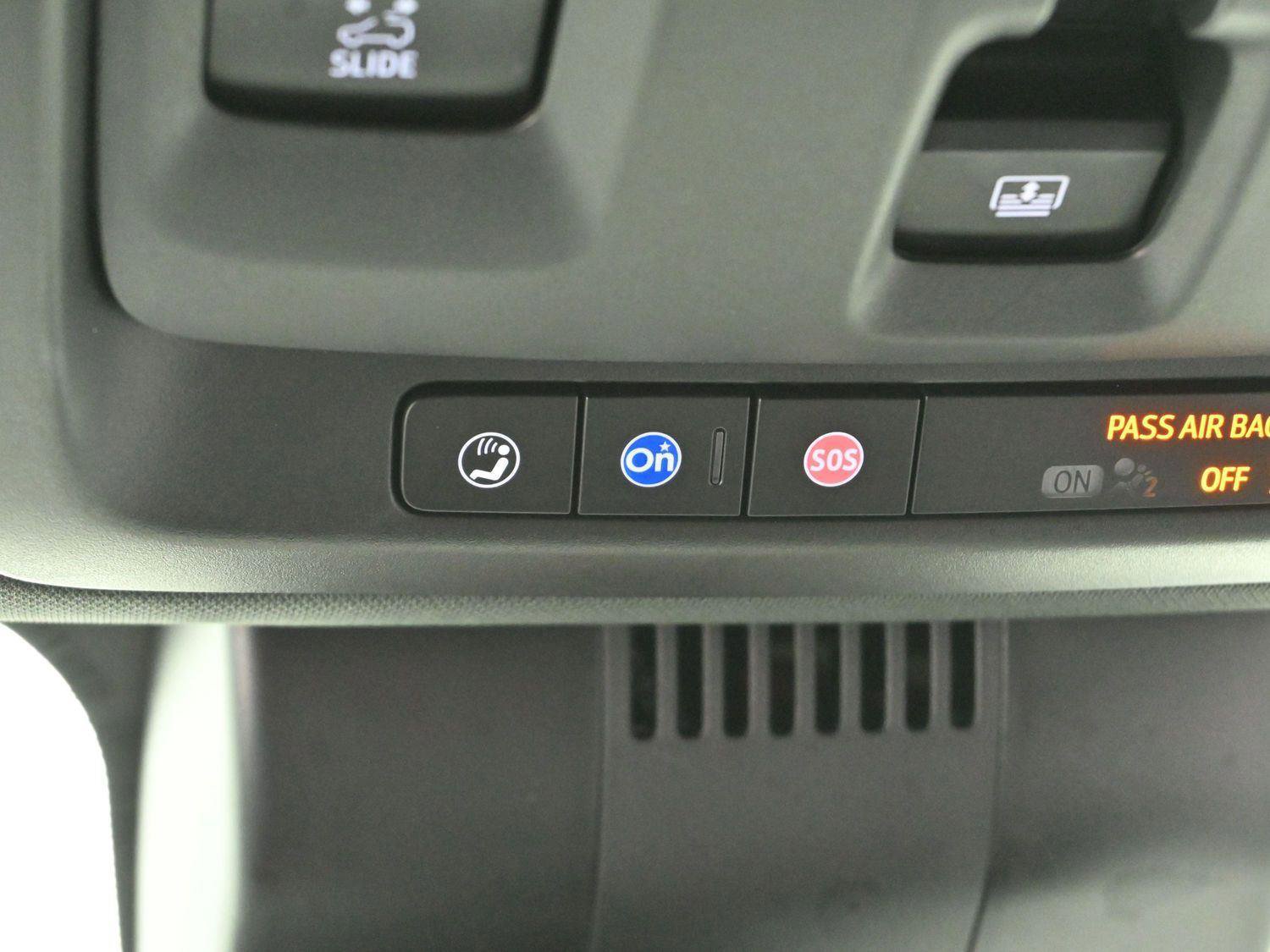 Used 2023 Chevrolet Tahoe Z71 w/ Luxury Package AWD/4WD image 27