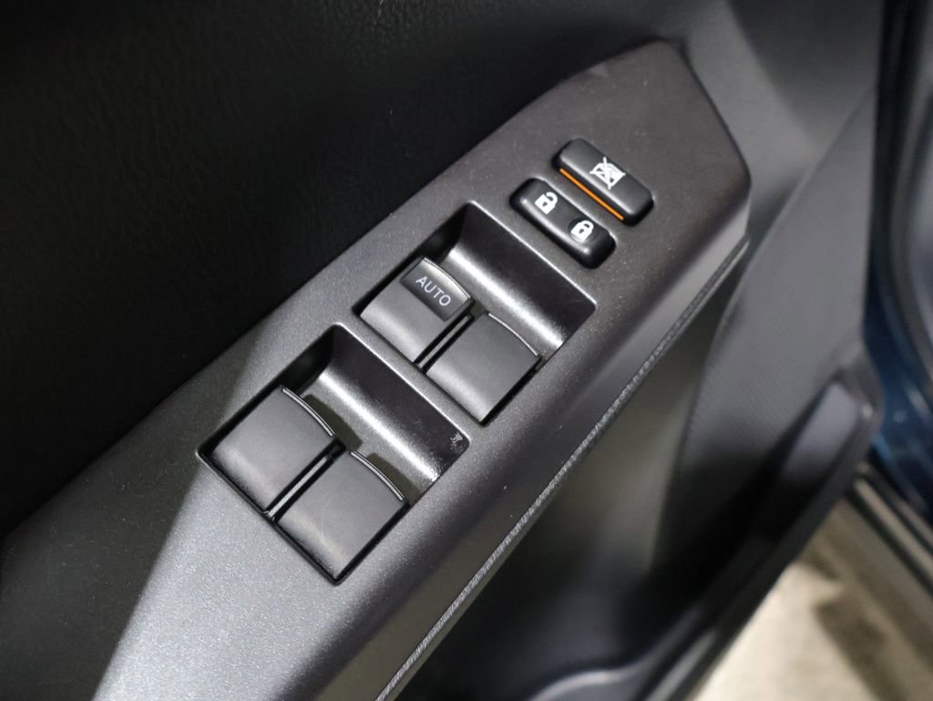 Used 2018 Toyota RAV4 XLE w/ Convenience Package image 13