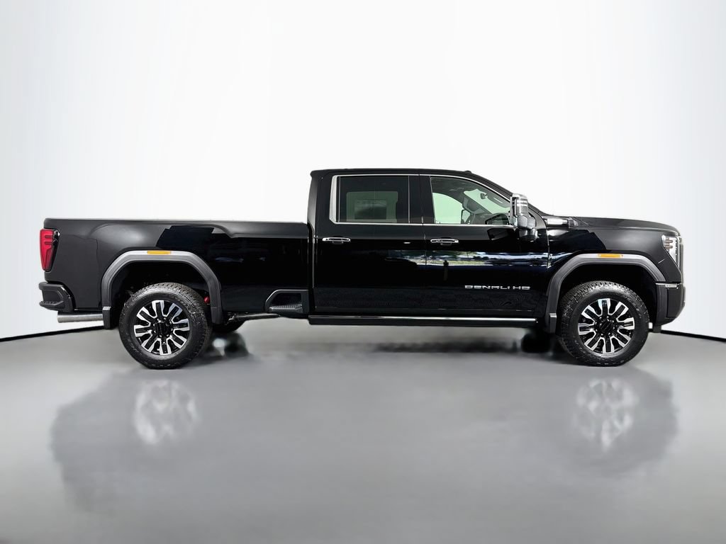 New 2026 GMC Sierra 3500 Denali Ultimate AWD/4WD image 8