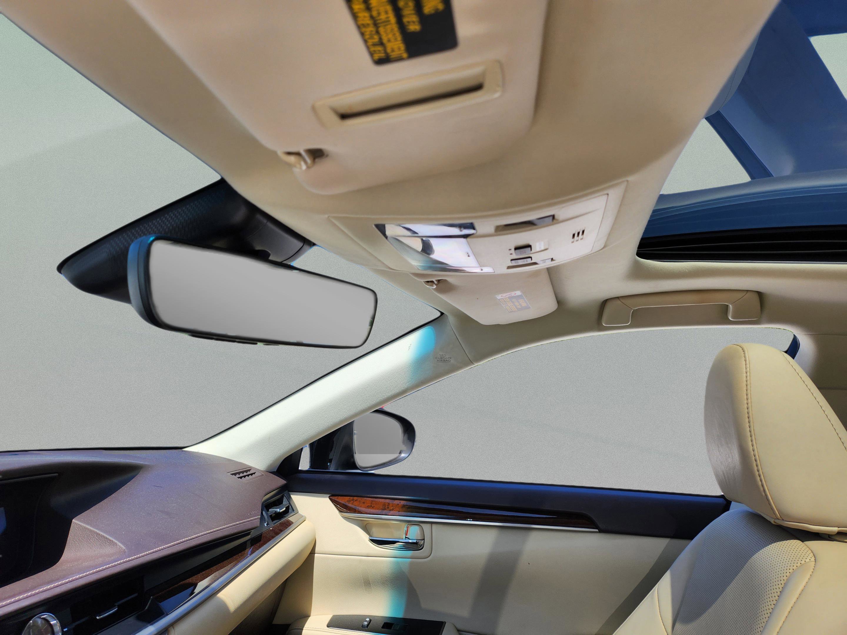 Used 2018 Lexus ES 350 w/ Luxury Package w/Wood Trim FWD image 25