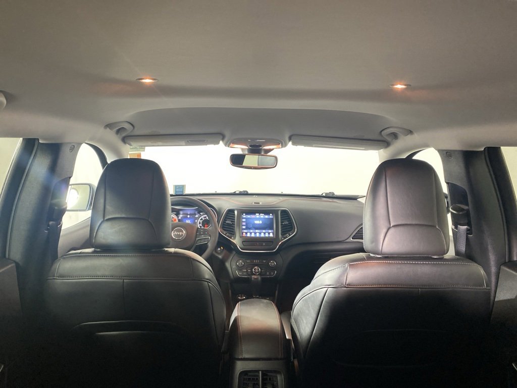 Used 2022 Jeep Cherokee Trailhawk w/ Comfort/Convenience Group image 11