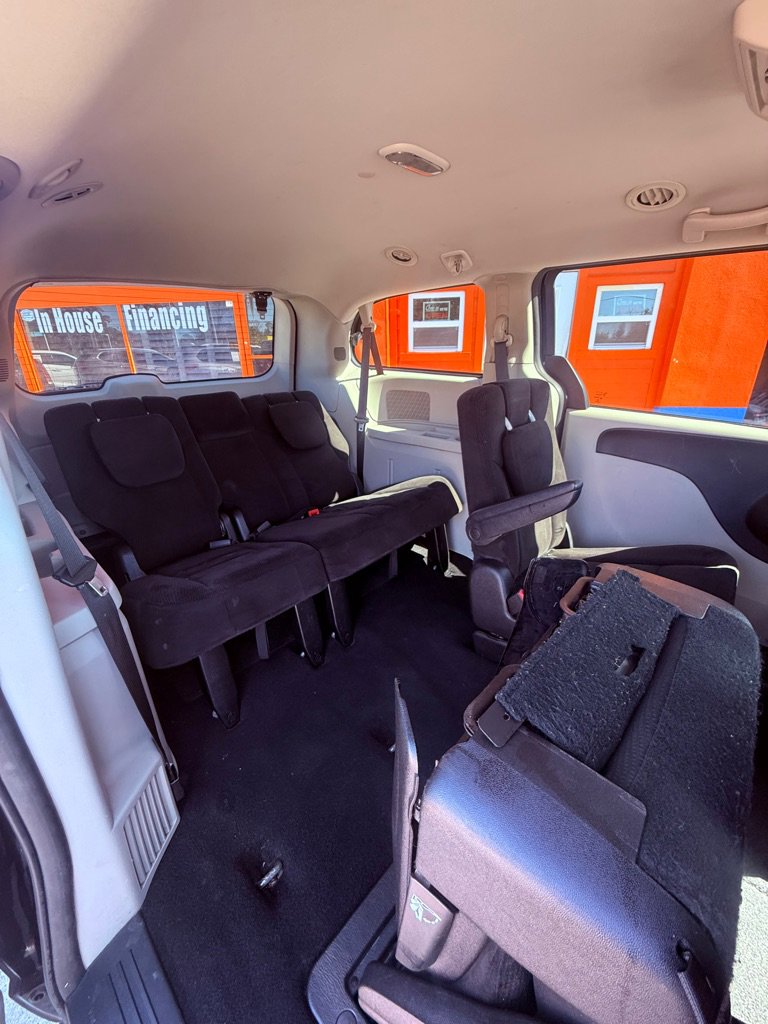 Used 2016 Dodge Grand Caravan SE w/ Quick Order Package 29E SE image 15