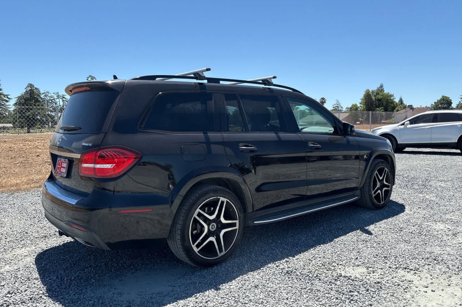 Used 2018 Mercedes-Benz GLS 550 4MATIC image 3