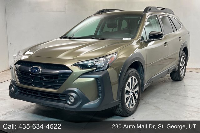 Used 2025 Subaru Outback Premium AWD/4WD image 1