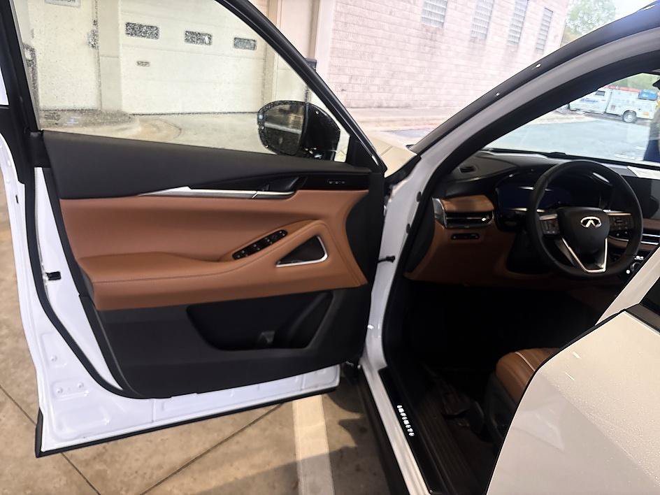 New 2027 INFINITI QX60 Autograph AWD/4WD image 3