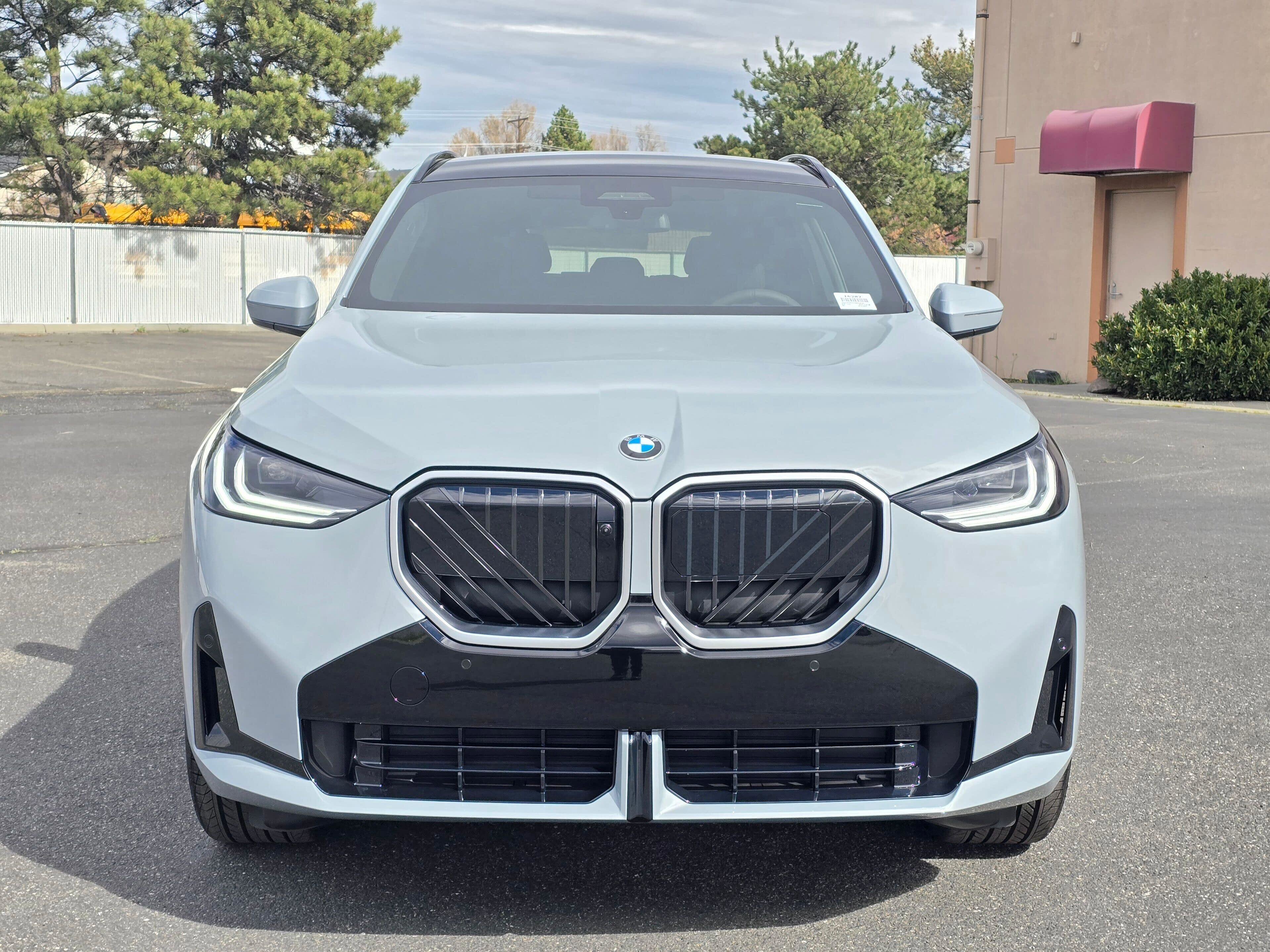 New 2026 BMW X3 xDrive30 w/ Premium Package image 6