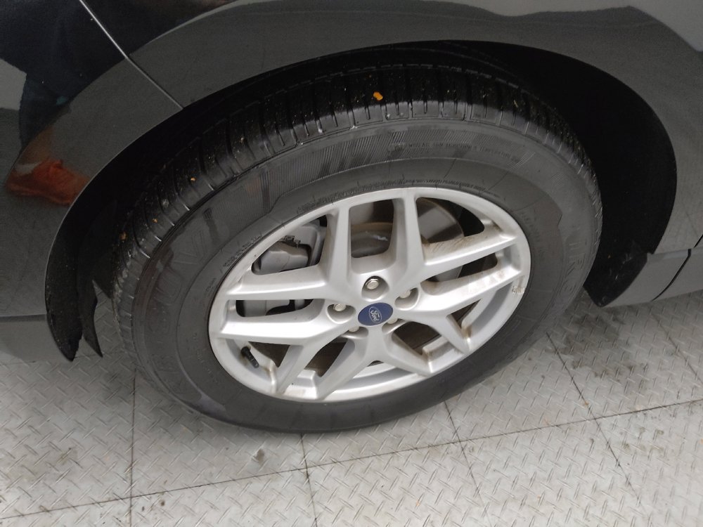 Used 2023 Ford Edge SEL image 31