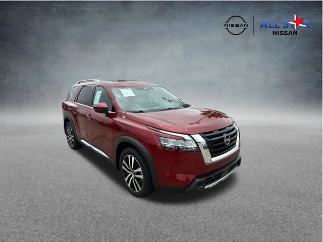 Used 2024 Nissan Pathfinder Platinum w/ Cargo Package