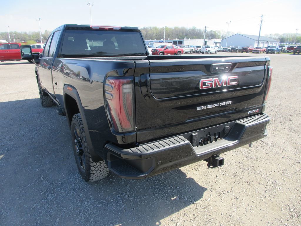 New 2026 GMC Sierra 3500 AT4 AWD/4WD image 9
