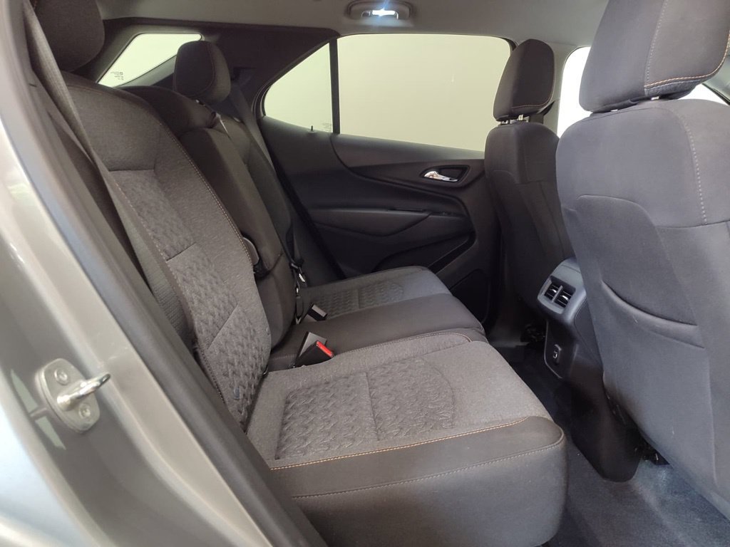 Used 2023 Chevrolet Equinox LT AWD/4WD image 19