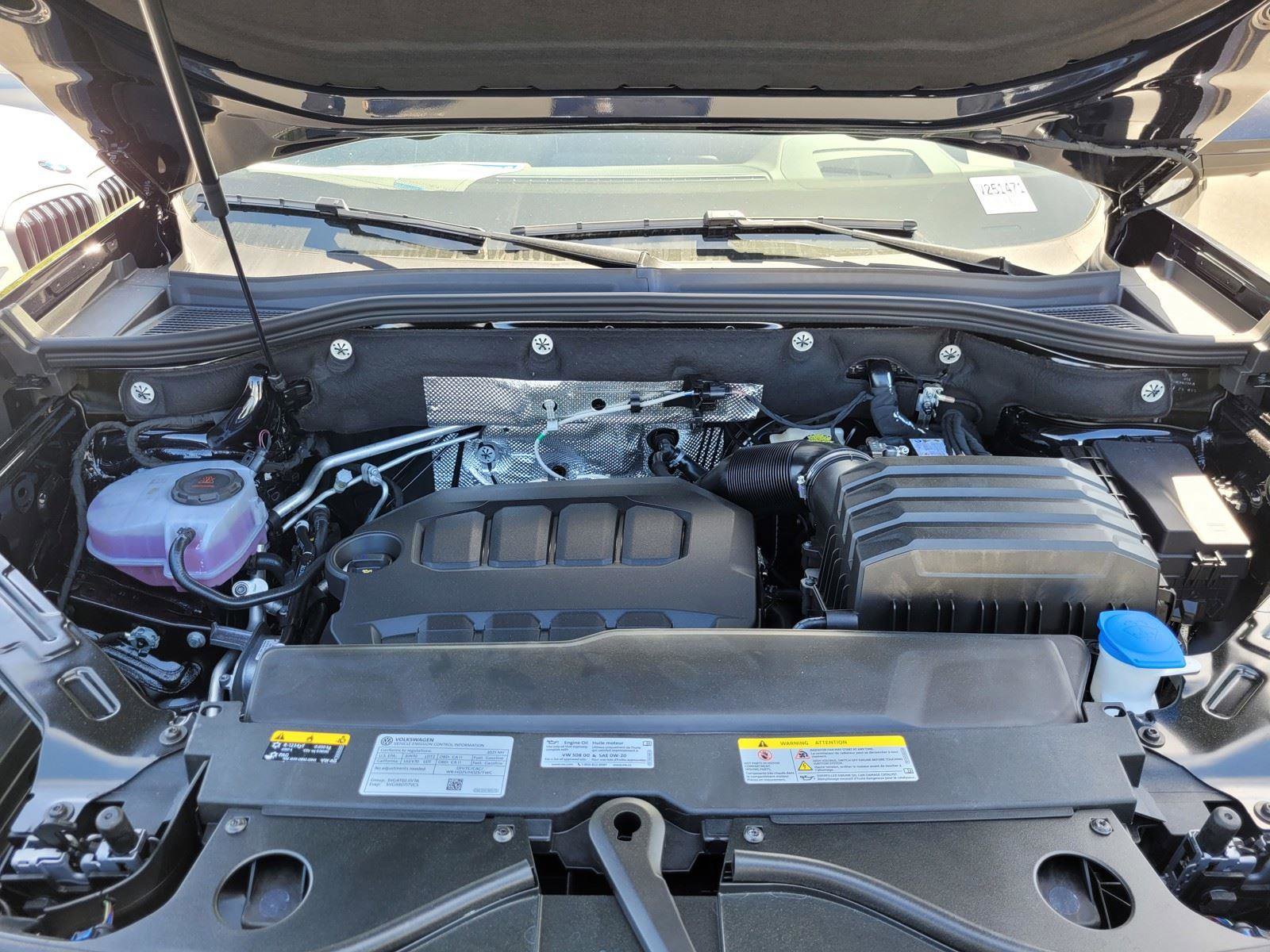 New 2025 Volkswagen Atlas SEL Premium R-Line image 20