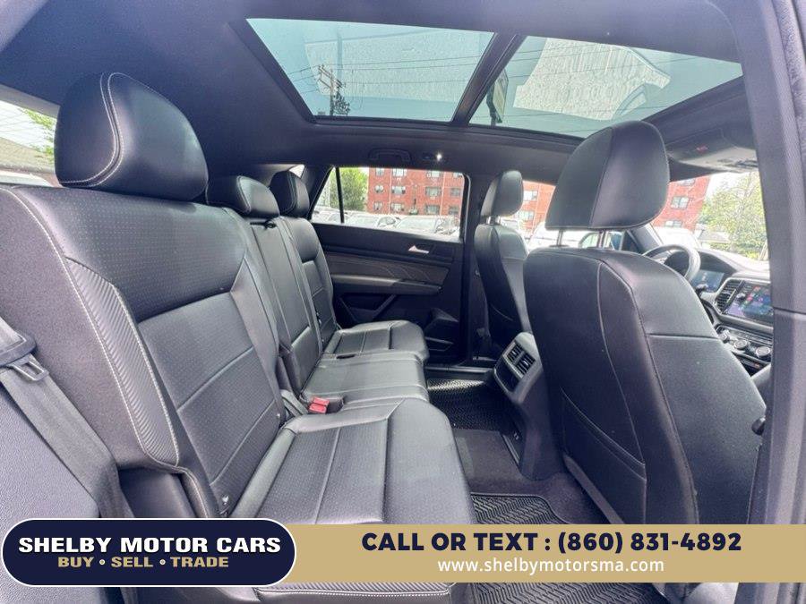 Used 2022 Volkswagen Atlas Cross Sport SE AWD/4WD image 17