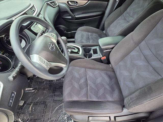 Used 2015 Nissan Rogue S image 14