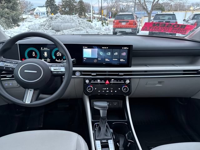 Certified 2025 Hyundai Tucson SEL FWD image 22