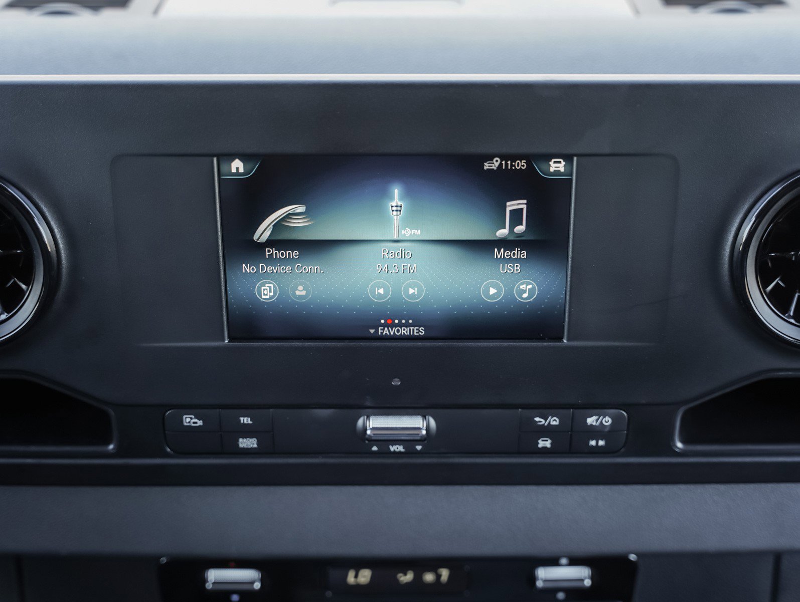 Used 2024 Mercedes-Benz Sprinter 2500 image 20