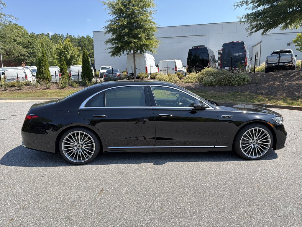 New 2027 Mercedes-Benz S 580 4MATIC Sedan image 9