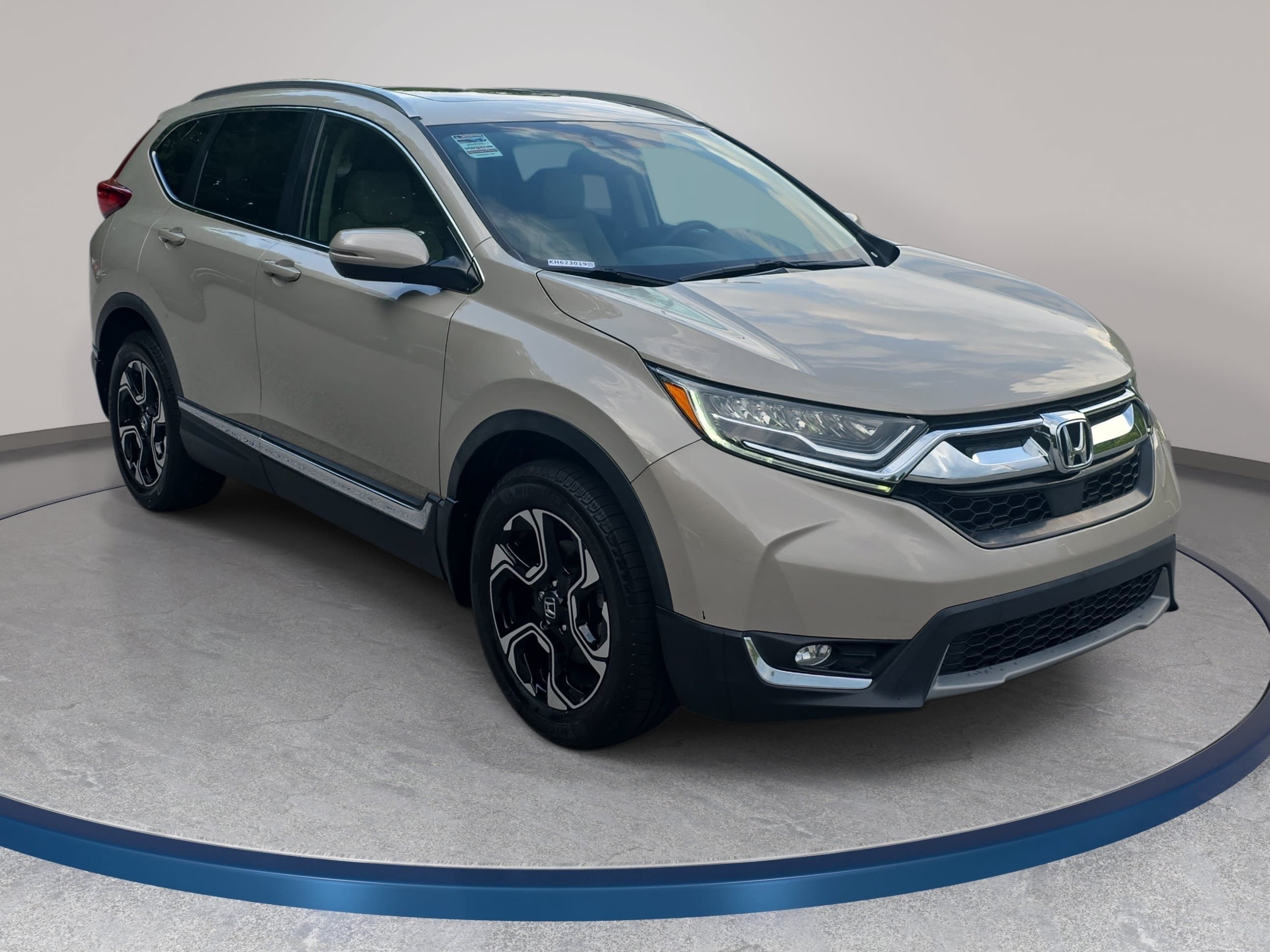 Used 2019 Honda CR-V Touring image 3