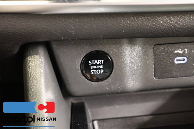 Certified 2024 Nissan Rogue SV FWD image 19