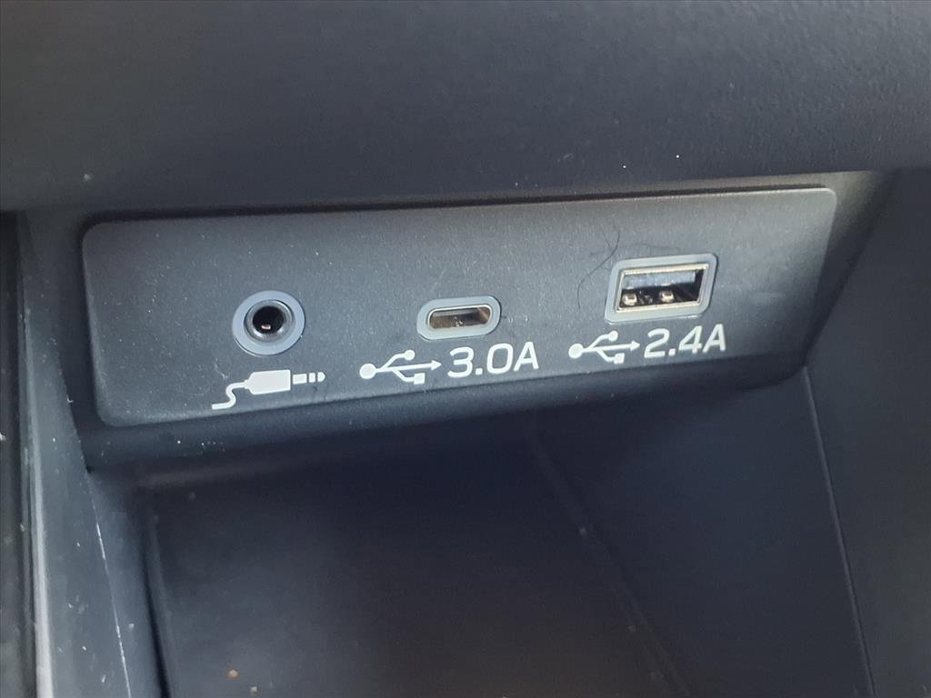 Certified 2025 Subaru Outback Premium image 15