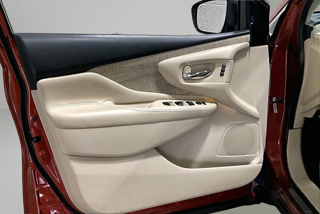 Used 2019 Nissan Murano SL image 20