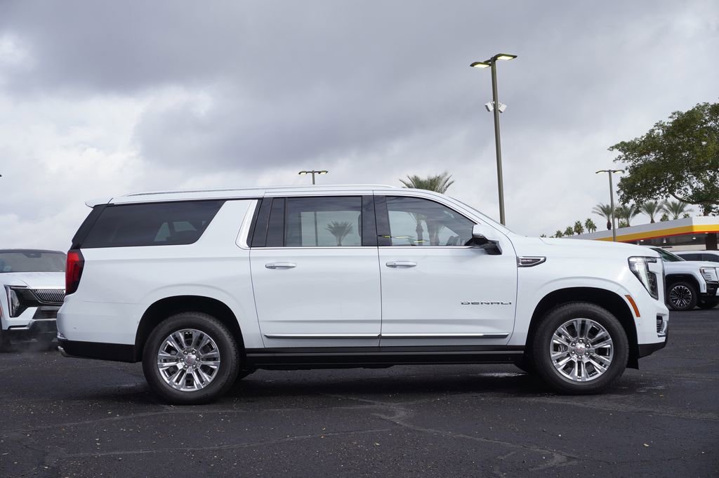 New 2026 GMC Yukon XL Denali w/ Sun & Power Step Package image 2