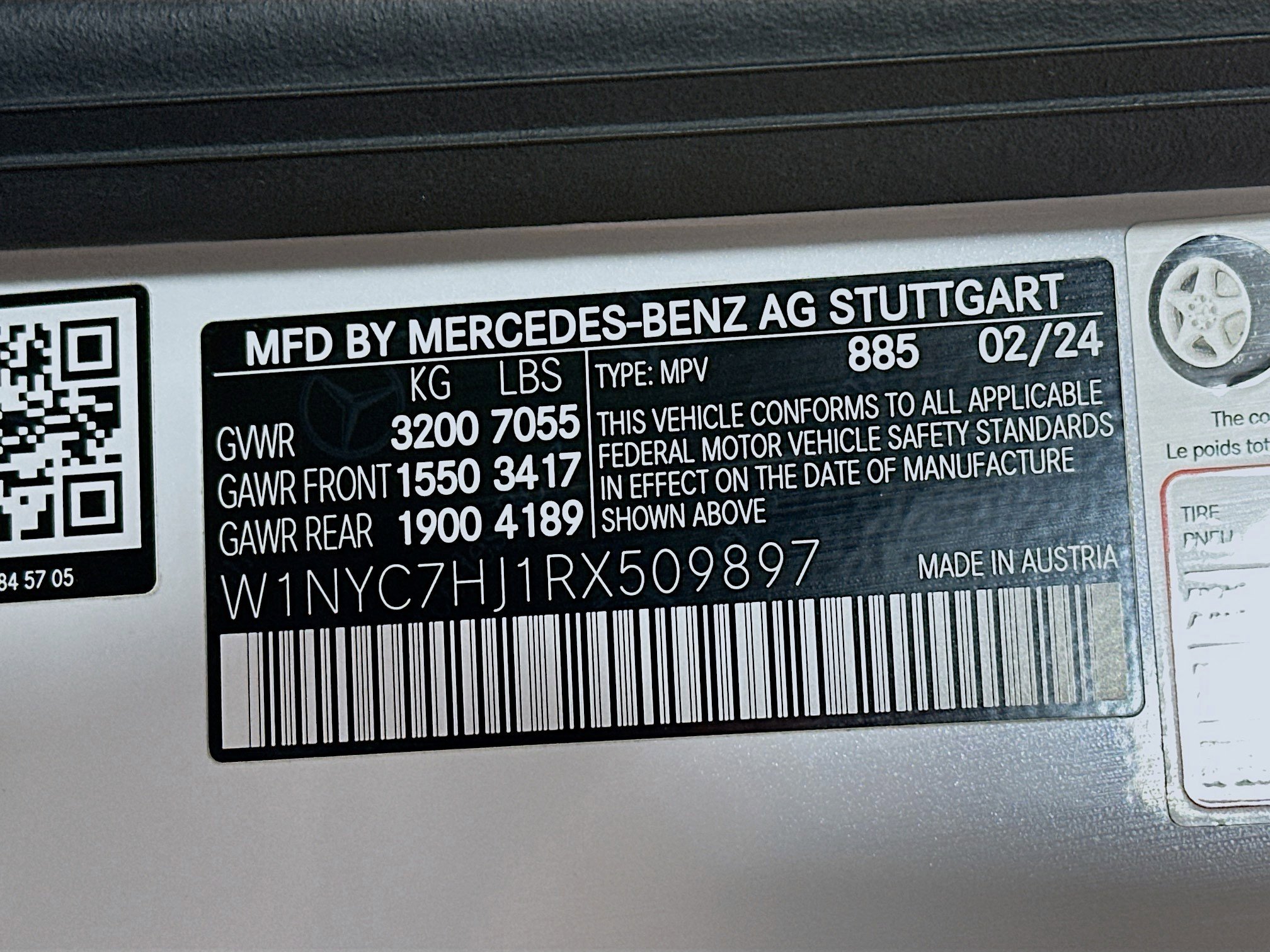 Certified 2024 Mercedes-Benz G 63 AMG 4MATIC image 34