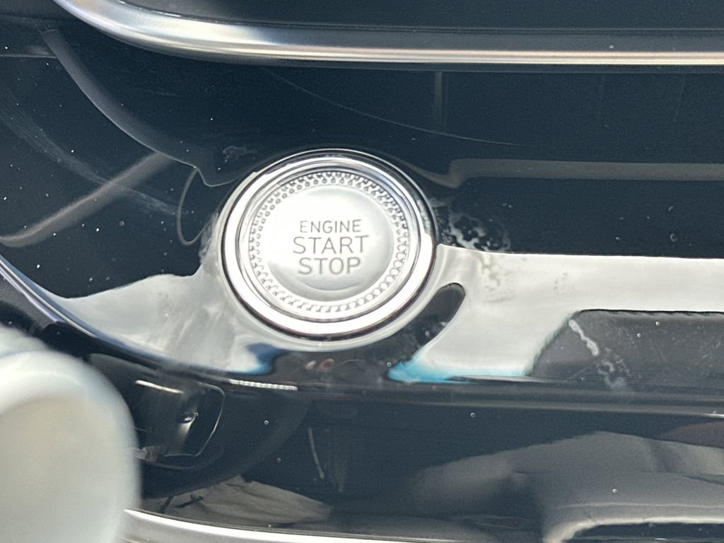 Used 2024 Genesis G80 2.5T image 22