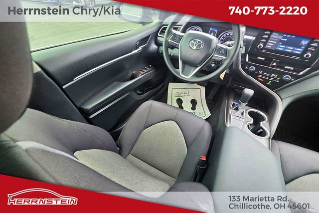 Used 2022 Toyota Camry LE FWD image 10