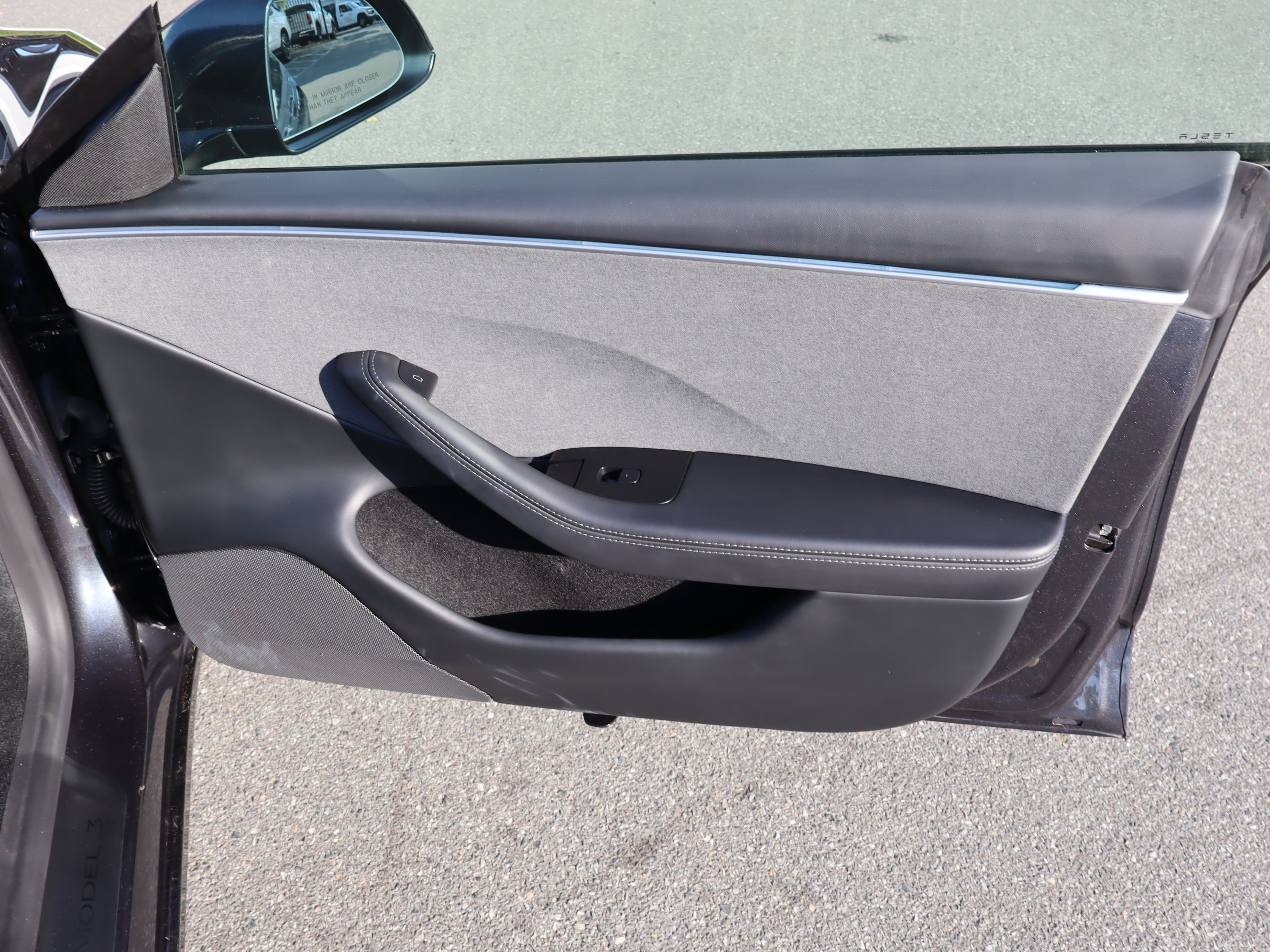 Used 2025 Tesla Model 3 Long Range RWD image 30