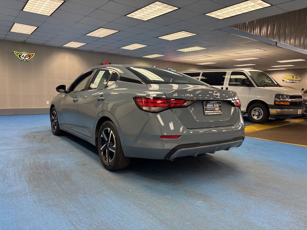 Used 2025 Nissan Sentra SV w/ All-Weather Package FWD image 9