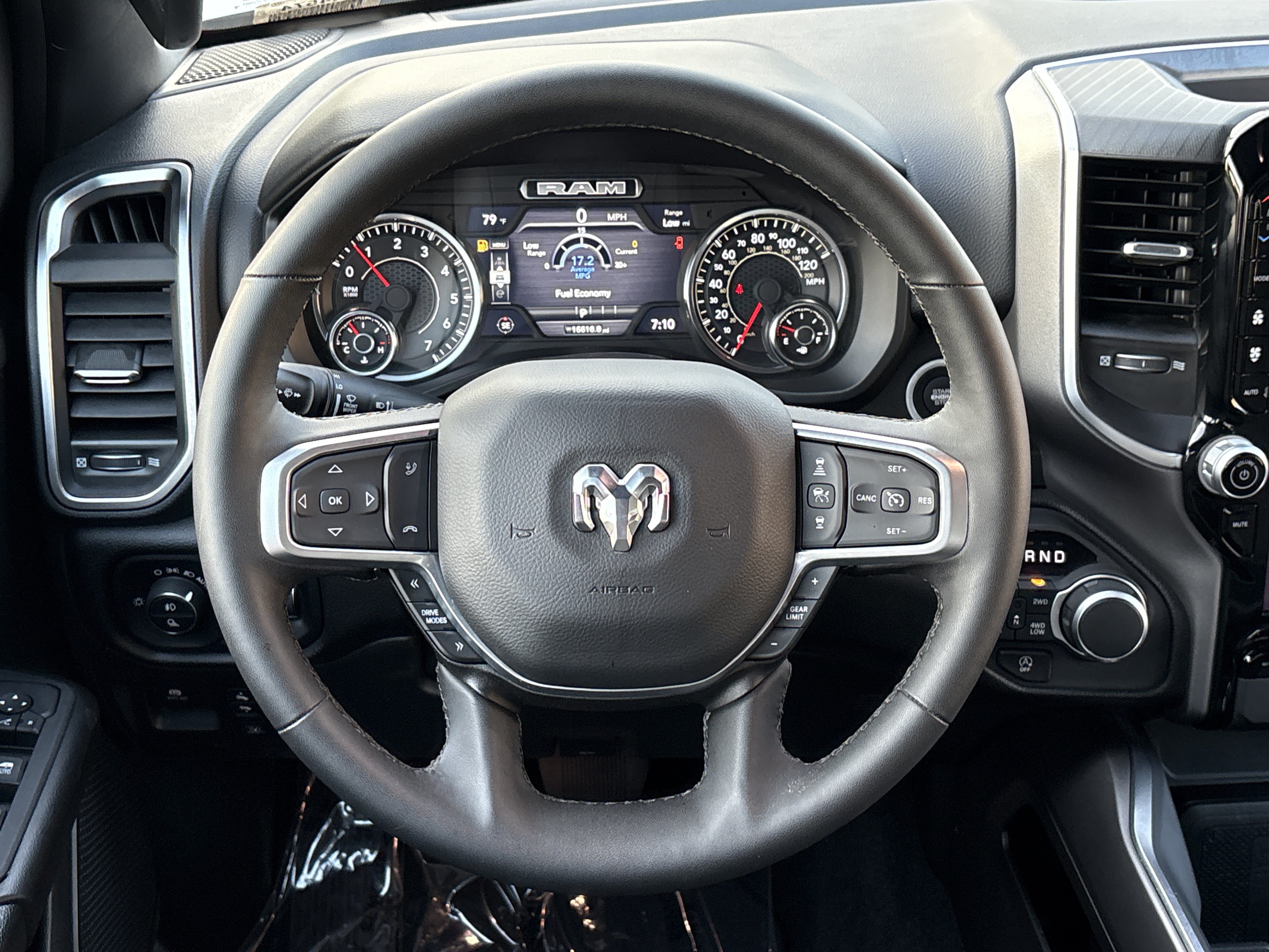 Used 2025 RAM 1500 Big Horn AWD/4WD image 21