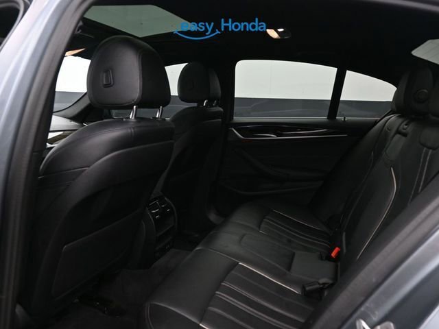 Used 2021 BMW 530i xDrive w/ Convenience Package image 16