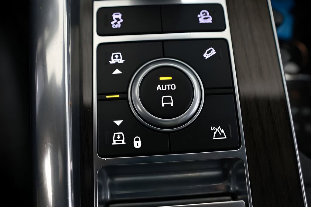 Used 2020 Land Rover Range Rover Sport HSE Dynamic image 49