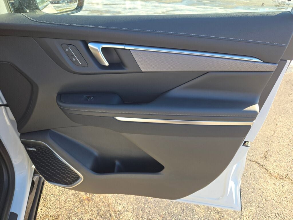 New 2026 Buick Enclave Sport Touring image 5