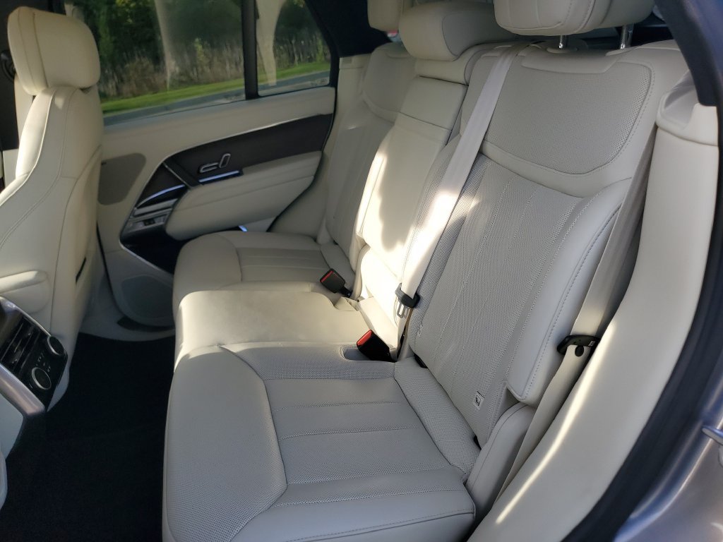 Used 2023 Land Rover Range Rover SE AWD/4WD image 33