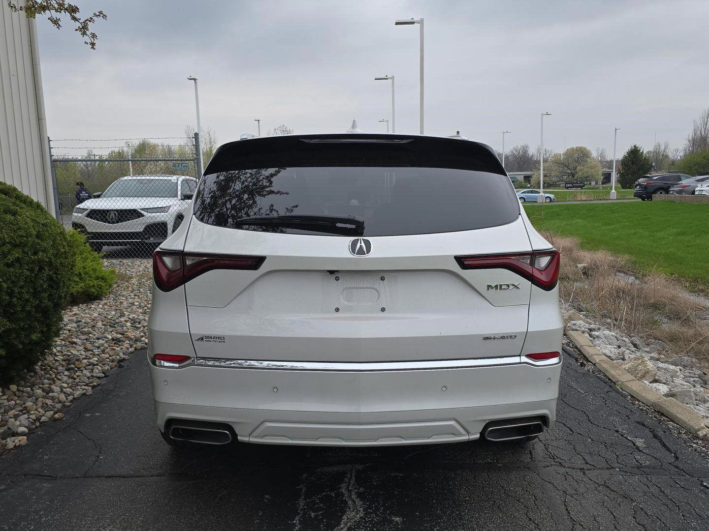 Used 2026 Acura MDX SH-AWD w/ Advance Package image 7